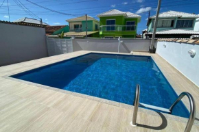 Casa Duplex com piscina Ampla e Churrasqueira.